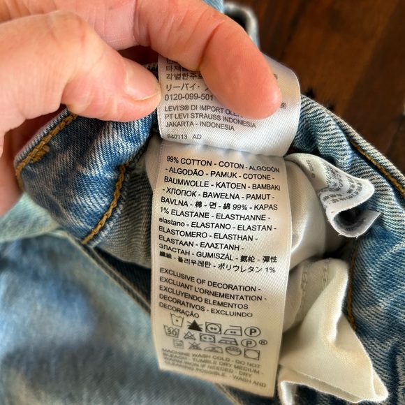 Levi's Wedgie High Rise Icon Raw Hem Light Wash Tango Talks Jeans - Picture 7 of 8